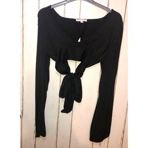 Long Sleeve Back Knot Crop